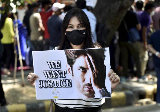 Bollywood actor late Sushant Singh Rajput's supporter stages a protest demanding justice for him at Jantar Mantar. (PTI) Bollywood actor late Sushant Singh Rajput's supporter stages a protest demanding justice for him at Jantar Mantar. (PTI)