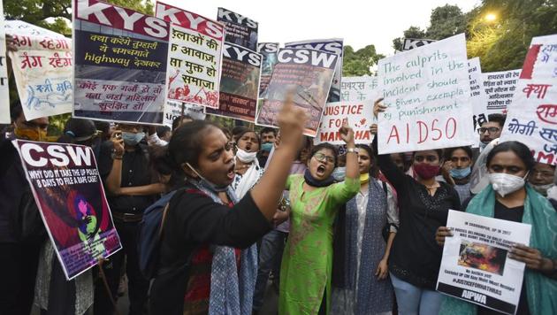 Members of various groups demonstrate against the Hathras incident and crimes against women, at Jantar Mantar, in New Delhi (Photo by Sanjeev Verma/ Hindustan Times)