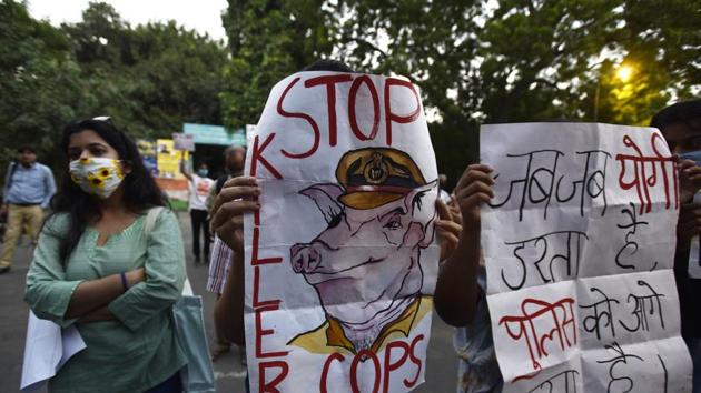 Members of various groups demonstrate against the Hathras incident and crimes against women, at Jantar Mantar in New Delhi, on October 5, 2020. (Sanjeev Verma/HT Photo) Members of various groups demonstrate against the Hathras incident and crimes against women, at Jantar Mantar in New Delhi, on October 5, 2020. (Sanjeev Verma/HT Photo)