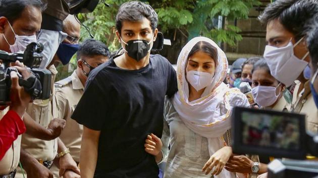 Bollywood actor Rhea Chakraborty and her brother Showik outside the ED office in Mumbai in August.(PTI File Photo)