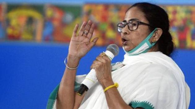 West Bengal chief minister Mamata Banerjee has ordered greater attention on Covid-19 patients with a greater tendency to spread the disease. (ANI Photo) West Bengal chief minister Mamata Banerjee has ordered greater attention on Covid-19 patients with a greater tendency to spread the disease. (ANI Photo)