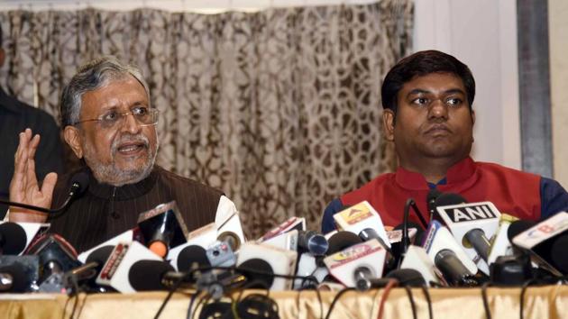 Bihar Deputy chief minister Susheel Kumar Modi along with Vikassheel Insaan Party (VIP) chief Mukesh Sahni speaks to the media during a press conference ahead of the Bihar assembly election, in Patna on Wednesday.(ANI)