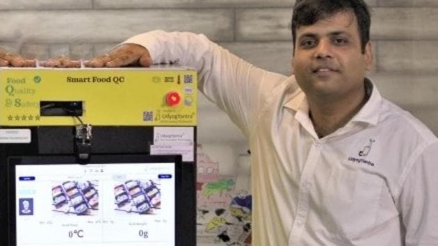 Founder and CEO of Udyog Yantra Ankur Jain with the device. (HT Photo) Founder and CEO of Udyog Yantra Ankur Jain with the device. (HT Photo)