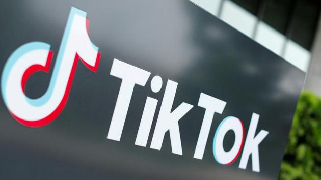 Pak telecom authority bans Chinese app TikTok on complaints of vulgar content.(REUTERS) Pak telecom authority bans Chinese app TikTok on complaints of vulgar content.(REUTERS)