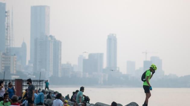 File photo: Hazy weather over Mumbai's skyline. (Pratik Chorge/Hindustan Times) File photo: Hazy weather over Mumbai's skyline. (Pratik Chorge/Hindustan Times)