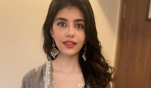 Sanjana Sanghi made her debut in a leading role with Dil Bechara. Sanjana Sanghi made her debut in a leading role with Dil Bechara.