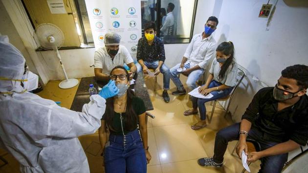 Like all respiratory viruses, Covid-19 is likely to become more active in winter and there will unlikely be any exception in India, Harsh Vardhan said.(PTI)