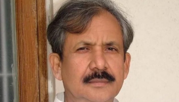 Prof Ram Jatan Sinha had joined the JD(U) last year. (HT PHOTO) Prof Ram Jatan Sinha had joined the JD(U) last year. (HT PHOTO)