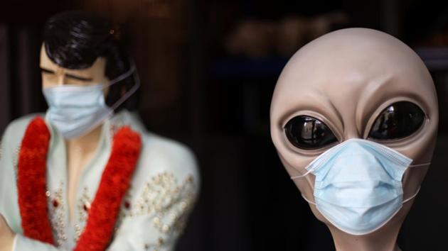 A mannequin wearing a face mask is pictured at a shop, following the outbreak of the coronavirus disease in Nottingham, Britain.(Reuters) A mannequin wearing a face mask is pictured at a shop, following the outbreak of the coronavirus disease in Nottingham, Britain.(Reuters)