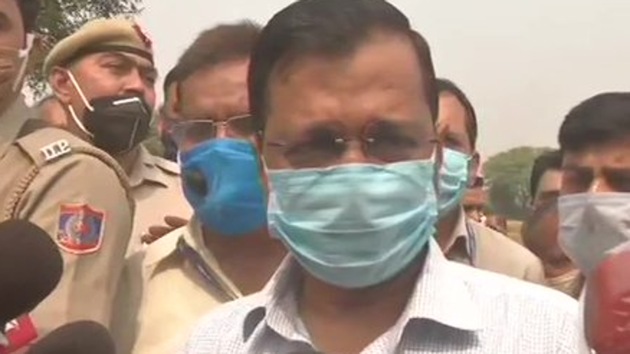 The Pusa bio-decomposer is being sprayed free of cost in around 800 hectares of land in Delhi where non-basmati rice is grown.(ANI/Twitter)