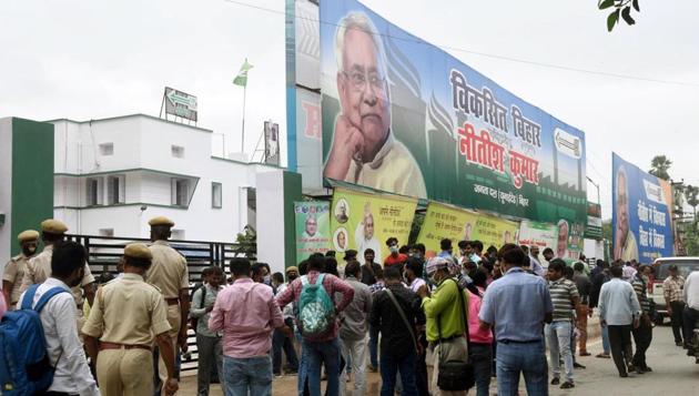 Jd U Expels 15 Leaders For Anti Party Activities Ahead Of Bihar Polls Hindustan Times