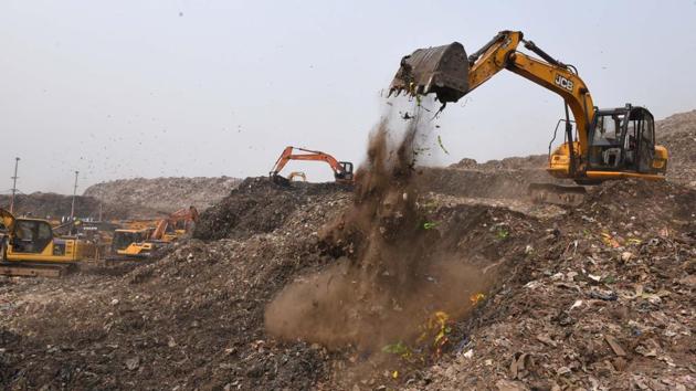 A view of Bhalswa landfill, in New Delhi, India, on Tuesday, October 13, 2020. Delhi Environment Minister Gopal Rai conducted an inspection at the landfill on Tuesday. (Arvind Yadav/HT PHOTO) A view of Bhalswa landfill, in New Delhi, India, on Tuesday, October 13, 2020. Delhi Environment Minister Gopal Rai conducted an inspection at the landfill on Tuesday. (Arvind Yadav/HT PHOTO)
