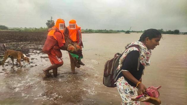 Heavy rain claims 27 lives across western Maharashtra, Solapur worst-hit |  Latest News India - Hindustan Times