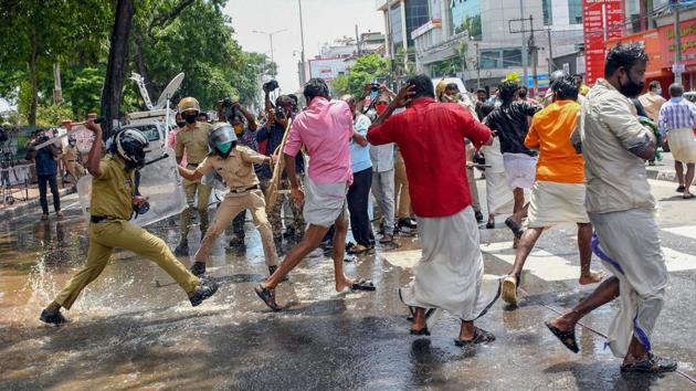 People at a protest against the government over the smuggling case, in Thiruvananthapuram on September 24. (PTI Photo) People at a protest against the government over the smuggling case, in Thiruvananthapuram on September 24. (PTI Photo)