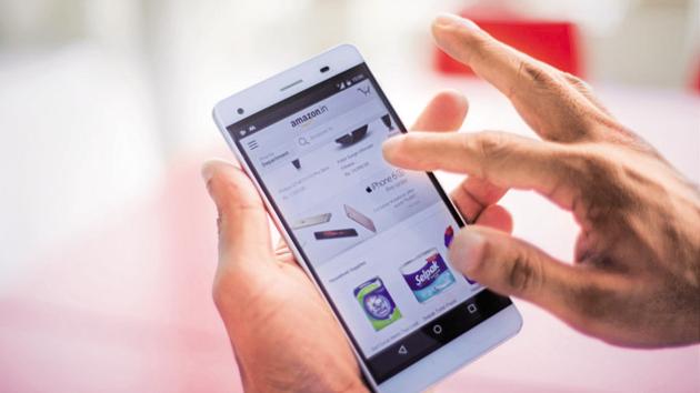 With physical stores struggling to revive sales as consumers avoid trips to crowded markets for fear of infections, e-commerce firms are using this opportunity to onboard brands and bring their entire store inventory online for customers. (Aniruddha Chowdhury/ Mint file photo. Representative image) With physical stores struggling to revive sales as consumers avoid trips to crowded markets for fear of infections, e-commerce firms are using this opportunity to onboard brands and bring their entire store inventory online for customers. (Aniruddha Chowdhury/ Mint file photo. Representative image)