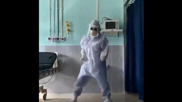 The image shows Dr Arup Senapati dancing. (Twitter/@drsfaizanahmad) The image shows Dr Arup Senapati dancing. (Twitter/@drsfaizanahmad)