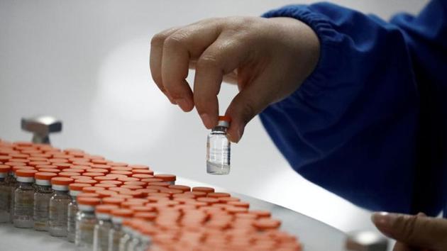 In Picture - Worker performing quality check at a Sinovac packaging facility. Picture used for representational purposes (REUTERS) In Picture - Worker performing quality check at a Sinovac packaging facility. Picture used for representational purposes (REUTERS)
