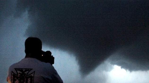 The August 10 storm hit Iowa hard but also caused damage in Illinois, Ohio, Minnesota and Indiana.(Reuters file photo) The August 10 storm hit Iowa hard but also caused damage in Illinois, Ohio, Minnesota and Indiana.(Reuters file photo)