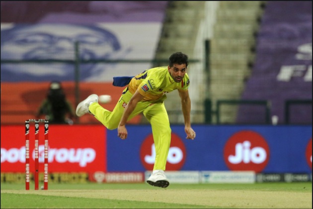 Deepak Chahar takes two wickets. (IPl/twitter)