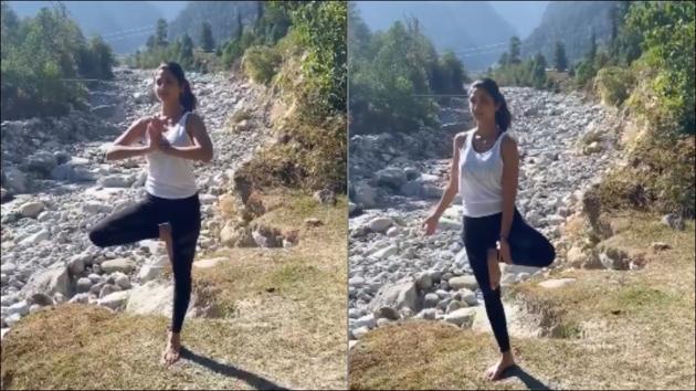 Shilpa Shetty Kundra performes Vrikshasana in fitness video from Manali(Instagram/theshilpashetty)