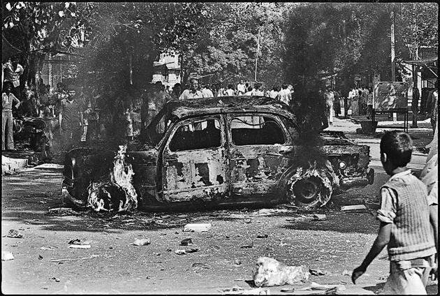 Aftermath of the assassination: Scenes in Delhi in early November 1984. (HT Photo) Aftermath of the assassination: Scenes in Delhi in early November 1984. (HT Photo)
