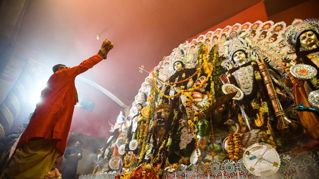 The idol immersion ritual is scheduled for Friday. (HT photo) The idol immersion ritual is scheduled for Friday. (HT photo)
