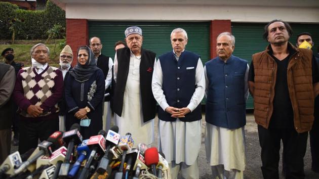 Leaders of People’s Alliance during a joint press conference on the 'Gupkar Declaration' in Srinagar, on October 15.(Waseem Andrabi/HT Photo) Leaders of People’s Alliance during a joint press conference on the 'Gupkar Declaration' in Srinagar, on October 15.(Waseem Andrabi/HT Photo)