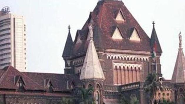 Bombay high court refused bail to the accused underlining the need for custodial interrogation of the accused involved in an elaborate financial fraud. (HT Photo) Bombay high court refused bail to the accused underlining the need for custodial interrogation of the accused involved in an elaborate financial fraud. (HT Photo)
