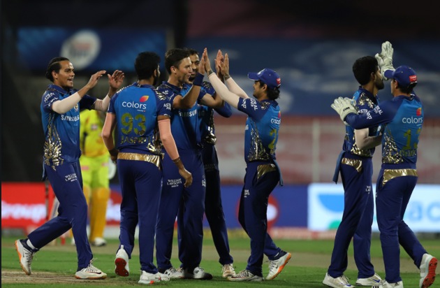 Mumbai Indians celebrate. (IPL/Twitter)