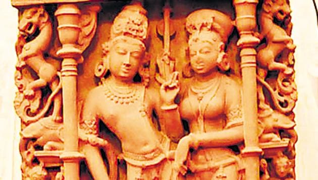 This Mithunas sculpture was stolen from the ruins of a Vishnu temple, seized in New York in 2010, and returned to India in 2017.(All photos courtesy Archaeological Survey of India)