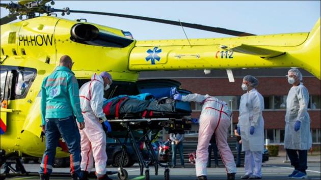 Dutch hospital airlifts patients to Germany amid virus surge (Twitter/jemsconnect) Dutch hospital airlifts patients to Germany amid virus surge (Twitter/jemsconnect)