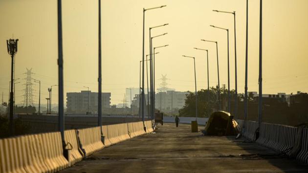 A view of the under-construction flyover at Seelampur in New Delhi.(Amal KS/HT Archive)