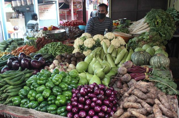 A team of food safety officers made the vendors aware of the malpractice (Representative Photo) A team of food safety officers made the vendors aware of the malpractice (Representative Photo)