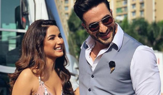 Aly Goni and Jasmin Bhasin are rumoured to be in a relationship.