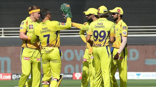 Chennai Super Kings recorded a handsome 8-wicket win over Royal Challengers Bangalore. Here, they celebrate the wicket of RCB opener Aaron Finch, who was dismissed by Sam Curran. (IPL)