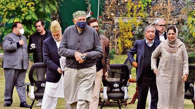 National Conference president Farooq Abdullah, PDP chief Mehbooba Mufti and others after a meeting of the People’s Alliance for Gupkar Declaration in Srinagar on Saturday. (Waseem Andrabi/HT Photo) National Conference president Farooq Abdullah, PDP chief Mehbooba Mufti and others after a meeting of the People’s Alliance for Gupkar Declaration in Srinagar on Saturday. (Waseem Andrabi/HT Photo)
