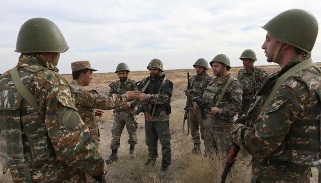 Armenian soldiers undergo training at a firing range before their departure for the front line in the course of a military conflict with the armed forces of Azerbaijan over the breakaway region of Nagorno-Karabakh (Hayk Baghdasaryan/Photolure via REUTERS)