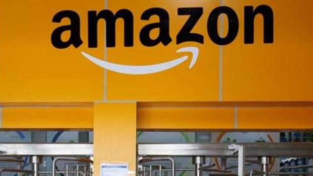 Amazon, which had agreed to purchase 49 per cent of one of Future’s unlisted firms last year with the right to buy into flagship Future Retail Ltd after a period of three years to 10 years, had dragged Future to arbitration after it signed a pact to sell retail, wholesale, logistics and warehousing units to RIL.(Reuters file photo)