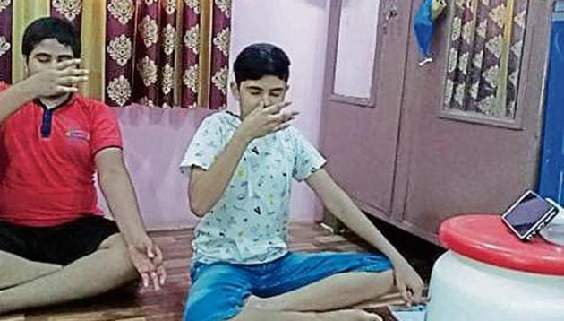 Virtual ‘Anapana’ meditation training for officers and employees was held at Sadhu Vaswani High School, Chembur.(HT) Virtual ‘Anapana’ meditation training for officers and employees was held at Sadhu Vaswani High School, Chembur.(HT)