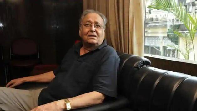 Veteran actor Soumitra Chatterjee before press conference of Bengali film Rupkatha Noy. (Samir Jana/Hindustan Times) Veteran actor Soumitra Chatterjee before press conference of Bengali film Rupkatha Noy. (Samir Jana/Hindustan Times)
