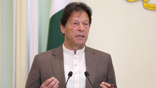 Imran Khan gestures during a conference.(REUTERS)