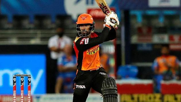 IPL 2020: Wriddhiman Saha in action for Sunrisers Hyderabad(SRH/Twitter)