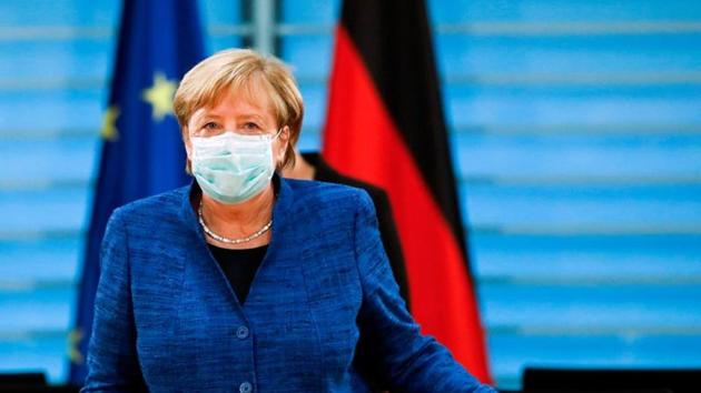 German Chancellor Angela Merkel will discuss the proposals for a partial lockdown with regional premiers starting at 1 p.m. in Berlin in what is likely to be contentious meeting, with some state leaders already signalling opposition to the measures.(Reuters photo)