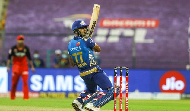 IPL 2020: Suryakumar Yadav in action against RCB.(Mumbai Indians/Twitter)