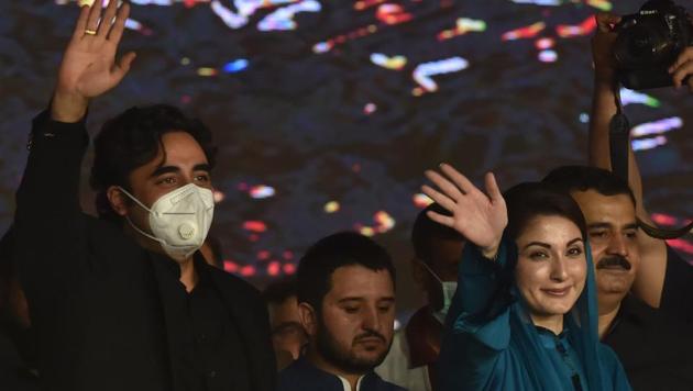 Thousands of PPP workers from across the Baltistan division had shown up in the meeting at the main Skardu Bazaar (AFP Photo.) Thousands of PPP workers from across the Baltistan division had shown up in the meeting at the main Skardu Bazaar (AFP Photo.)