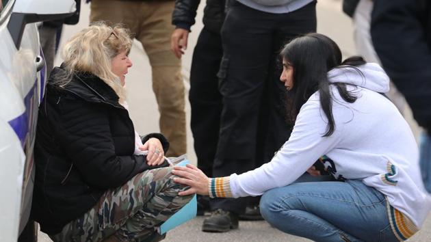 An attacker with a knife killed two people and wounded several others at a church in Nice on Thursday, said the French police(AFP photo) An attacker with a knife killed two people and wounded several others at a church in Nice on Thursday, said the French police(AFP photo)