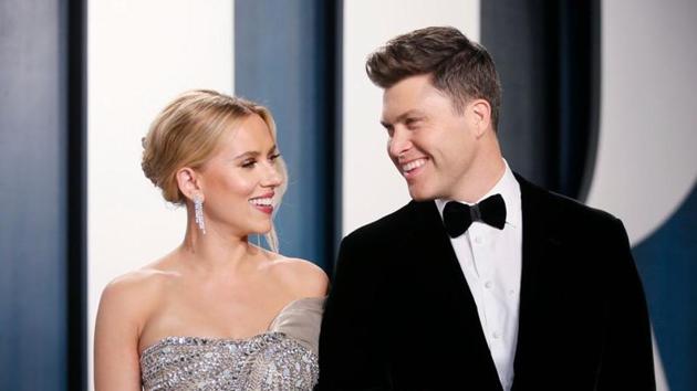 Scarlett Johansson and Colin Jost attend the Vanity Fair Oscar party in Beverly Hills during the 92nd Academy Awards.(REUTERS)