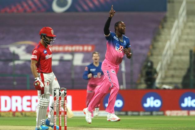 KXIP lost their first wicket in the opening over itself when Mandeep Singh got dismissed for a first-ball duck with Ben Stokes taking a brilliant diving catch off an equally superb delivery by Jofra Archer. (IPL)