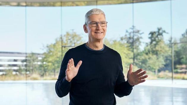 Apple CEO Tim Cook attributed at least part of the success to the company’s new online retail store in the country(via REUTERS) Apple CEO Tim Cook attributed at least part of the success to the company’s new online retail store in the country(via REUTERS)