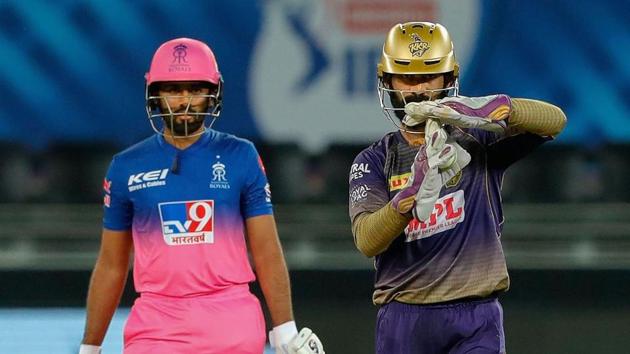 Kolkata Knight Riders captain Dinesh Karthik calling for DRS during the Indian Premier League 2020 cricket match against Rajasthan Royals, at Dubai International Cricket Stadium.(PTI)